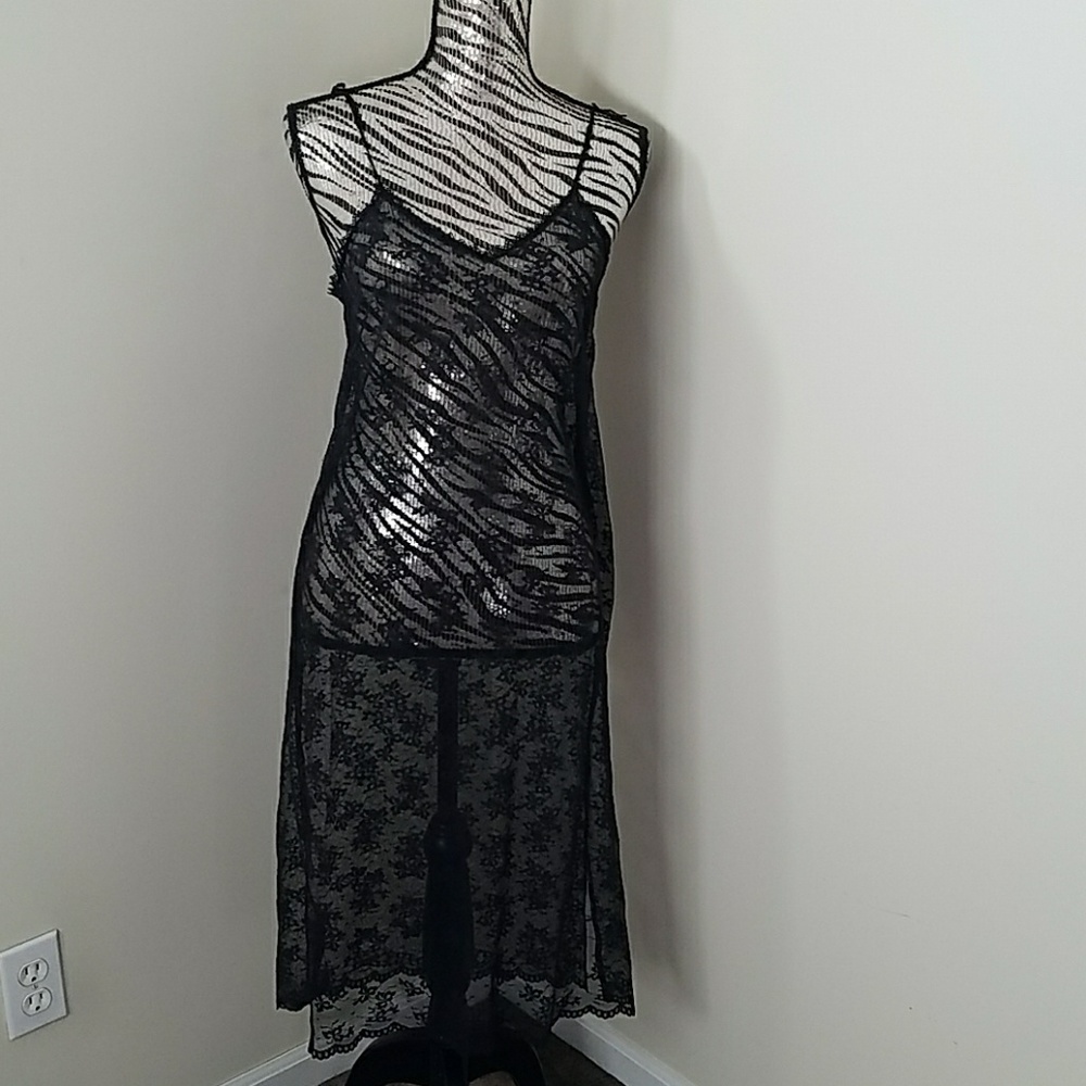 Lace slip